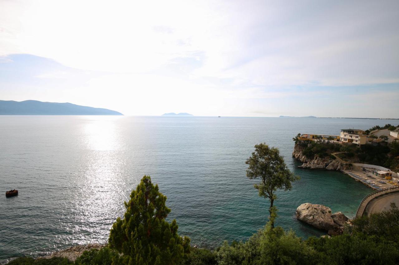 Skyhill Boutique Hotel Vlore Bagian luar foto