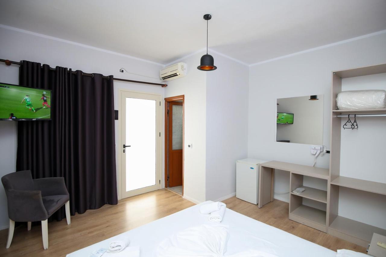 Skyhill Boutique Hotel Vlore Bagian luar foto