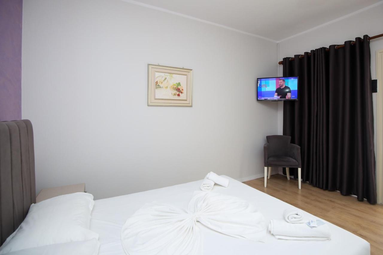 Skyhill Boutique Hotel Vlore Bagian luar foto