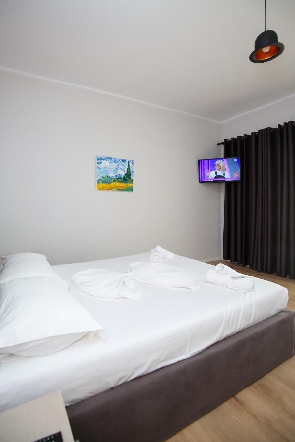Skyhill Boutique Hotel Vlore Bagian luar foto